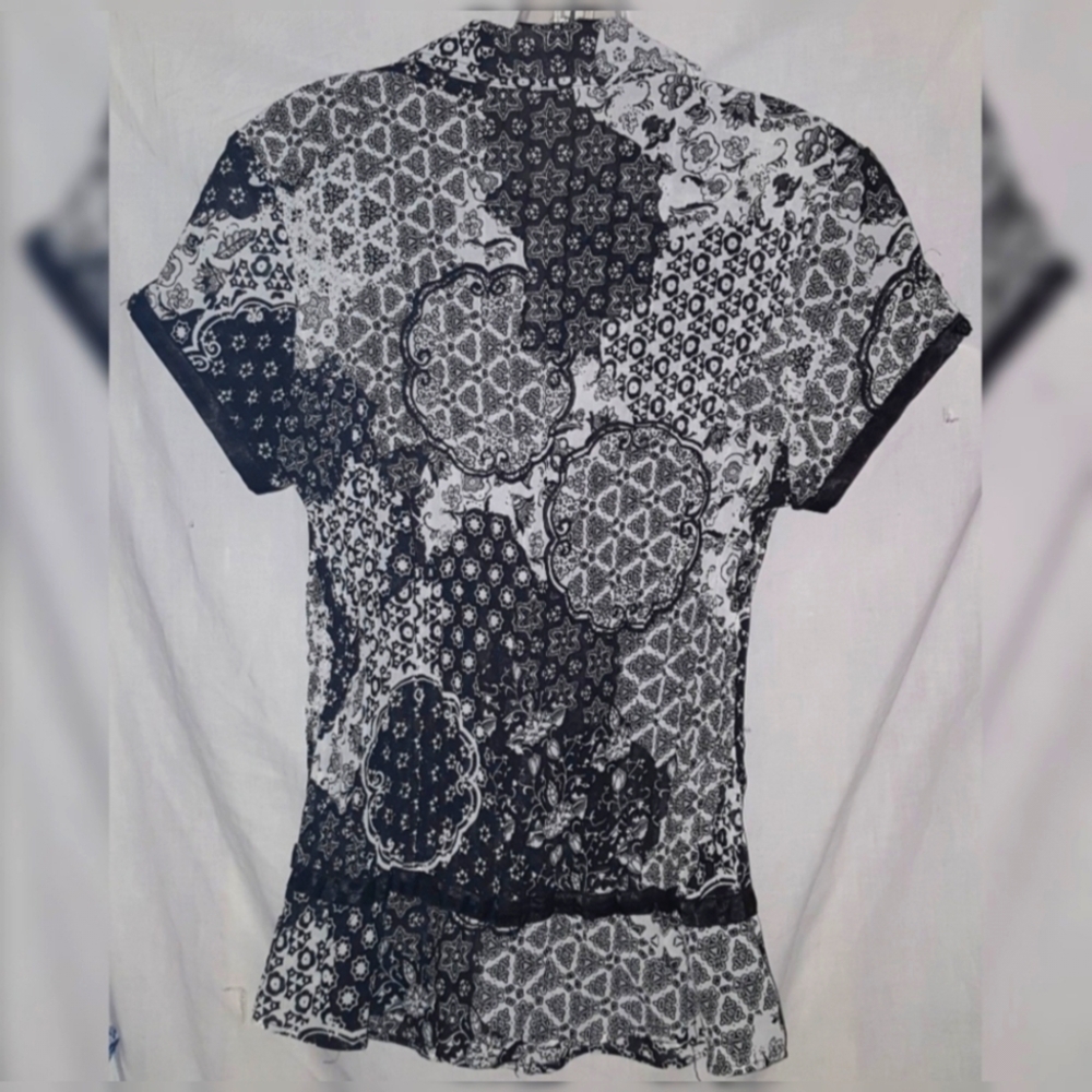 NY Collection Top Size M. - Picture 3 of 3
